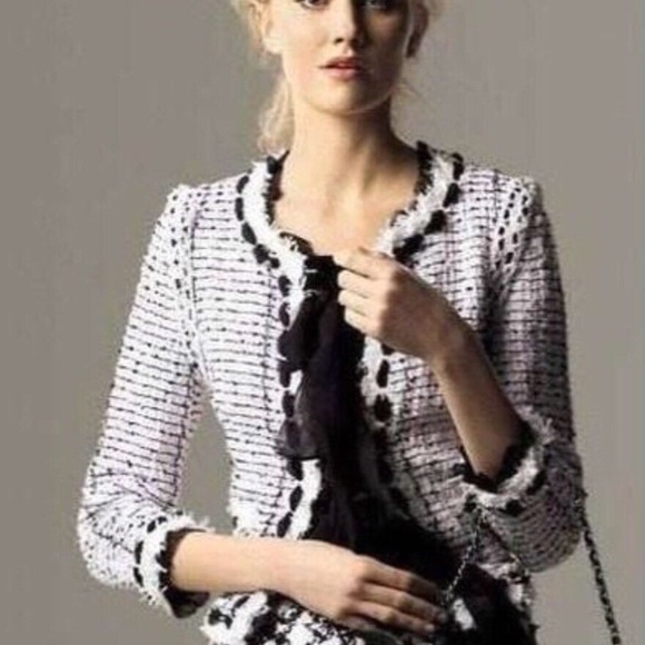 Chanel Classic ICONIC Lesage Tweed Jacket - Picture 2 of 5